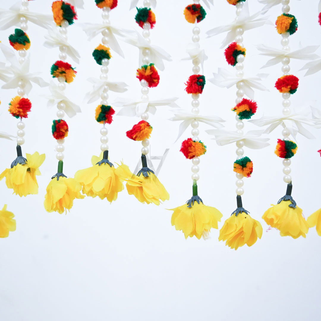 Small Pom Pom Garland 12 Pcs