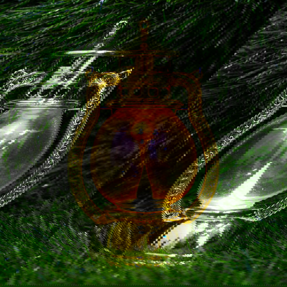 Vintage Golden Lanterns - ardor