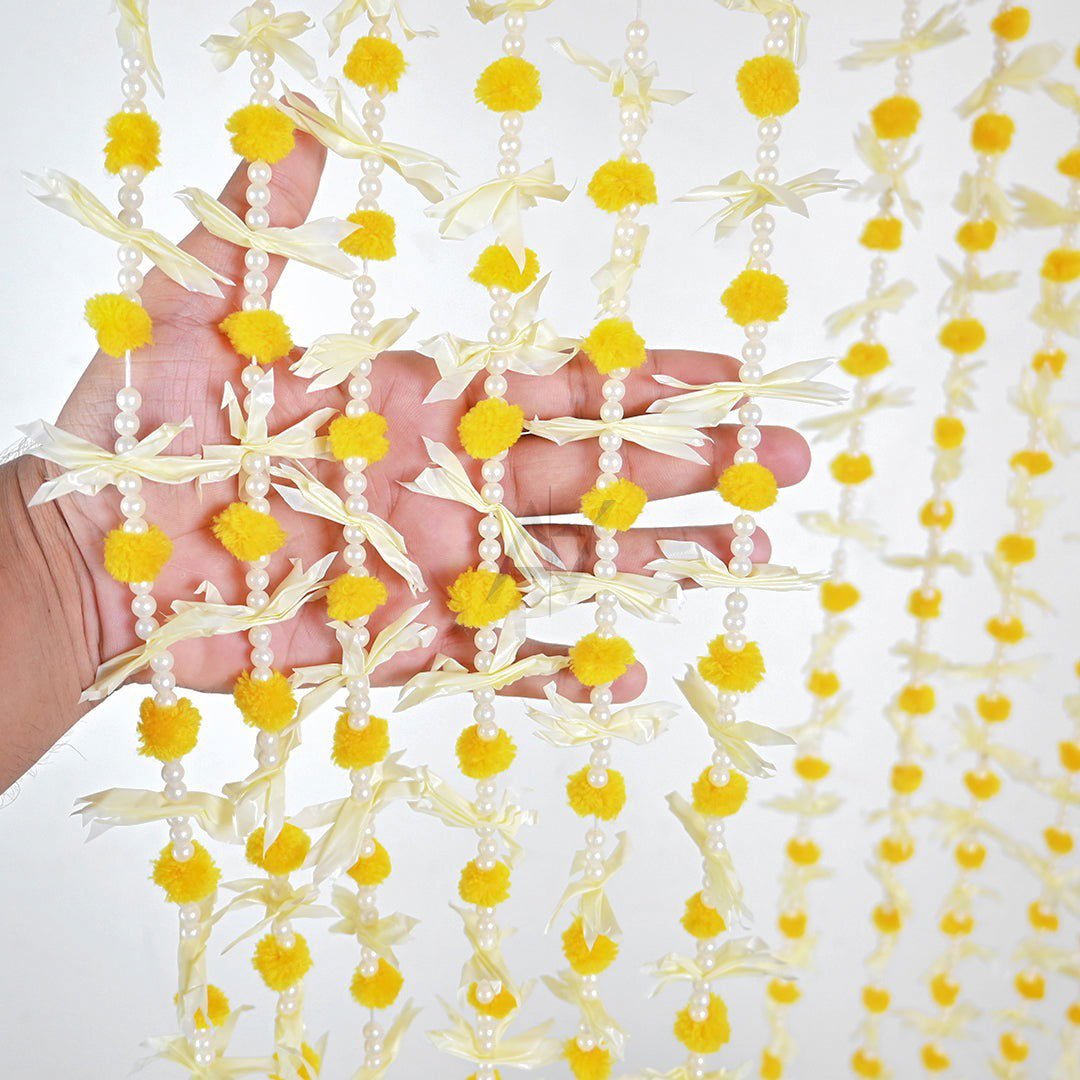 Small Pom Pom Garland 12 Pcs - aliakbardecoration